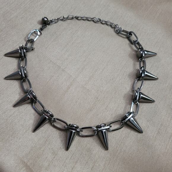 Spiked chunky choker chain necklace, dark silver, gunmetal - Picture 1 of 2
